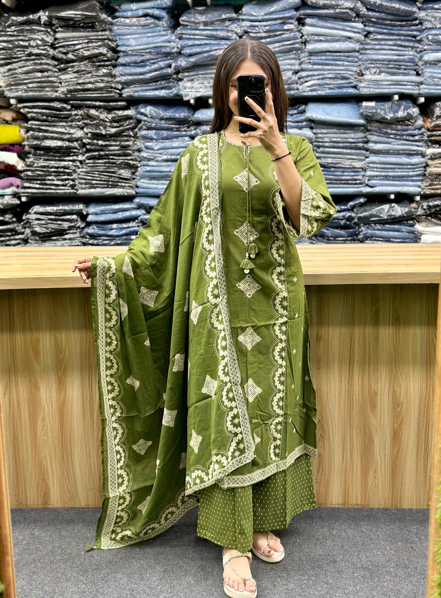 KURTA DUPATTA SET - HT228