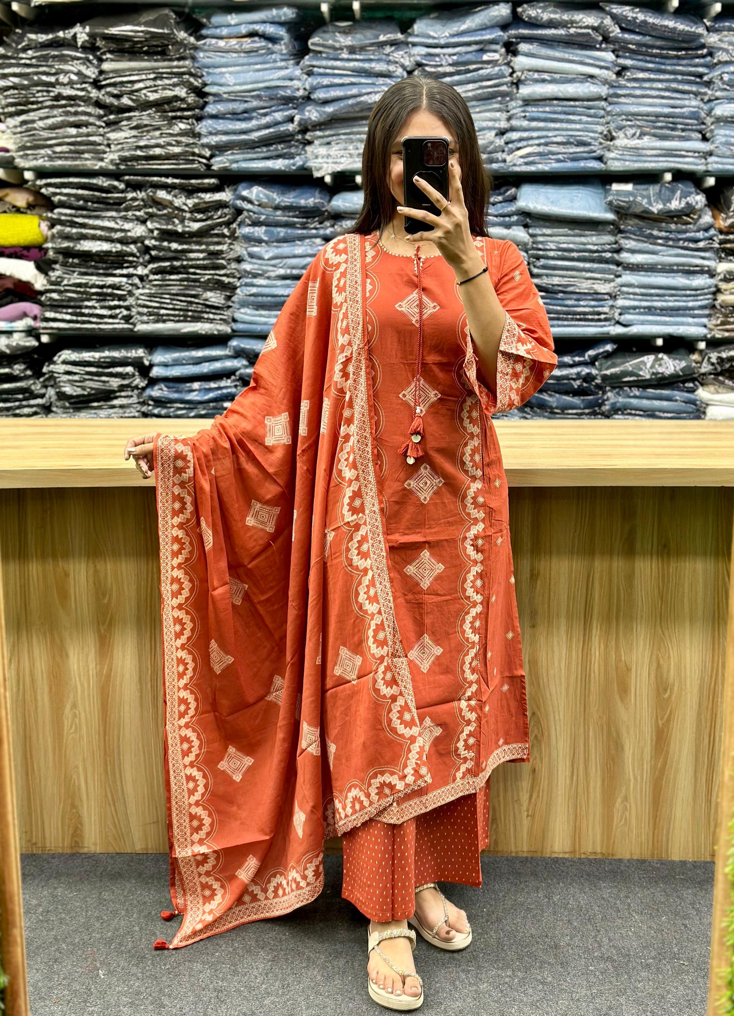 KURTA DUPATTA SET - HT228