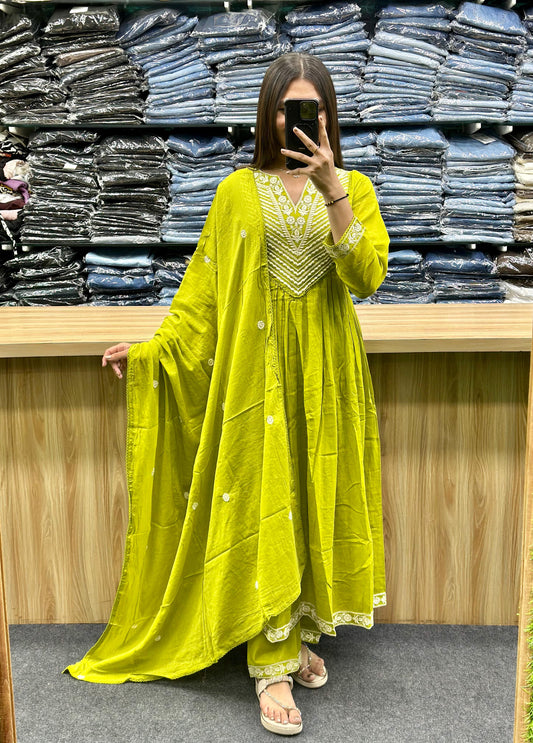 KURTA DUPATTA SET - HT235