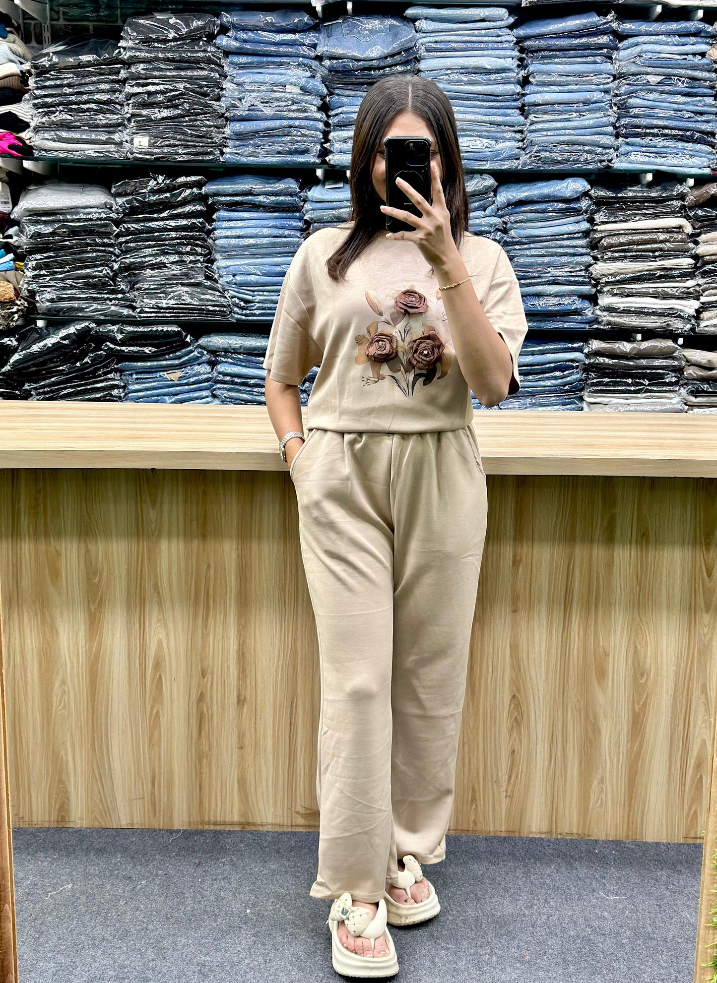 RELAXED FIT