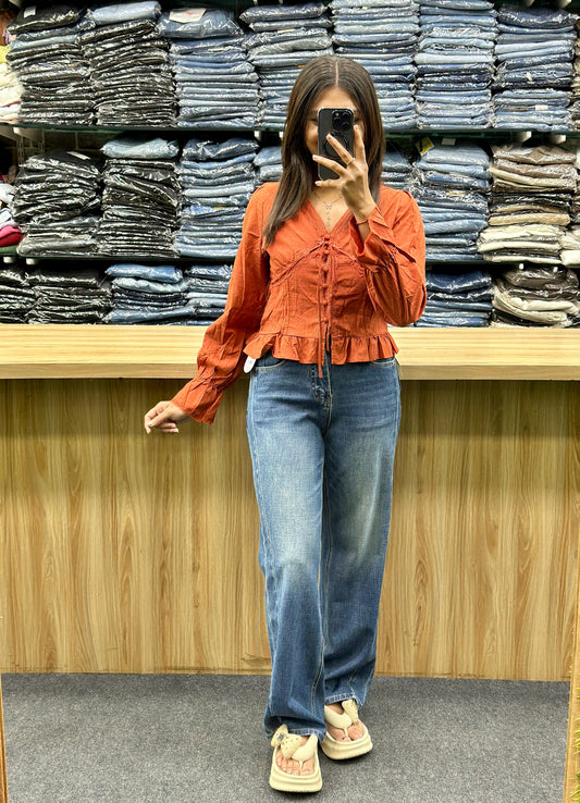 FANCT TOP-STRAIGHT JEANS PAIR