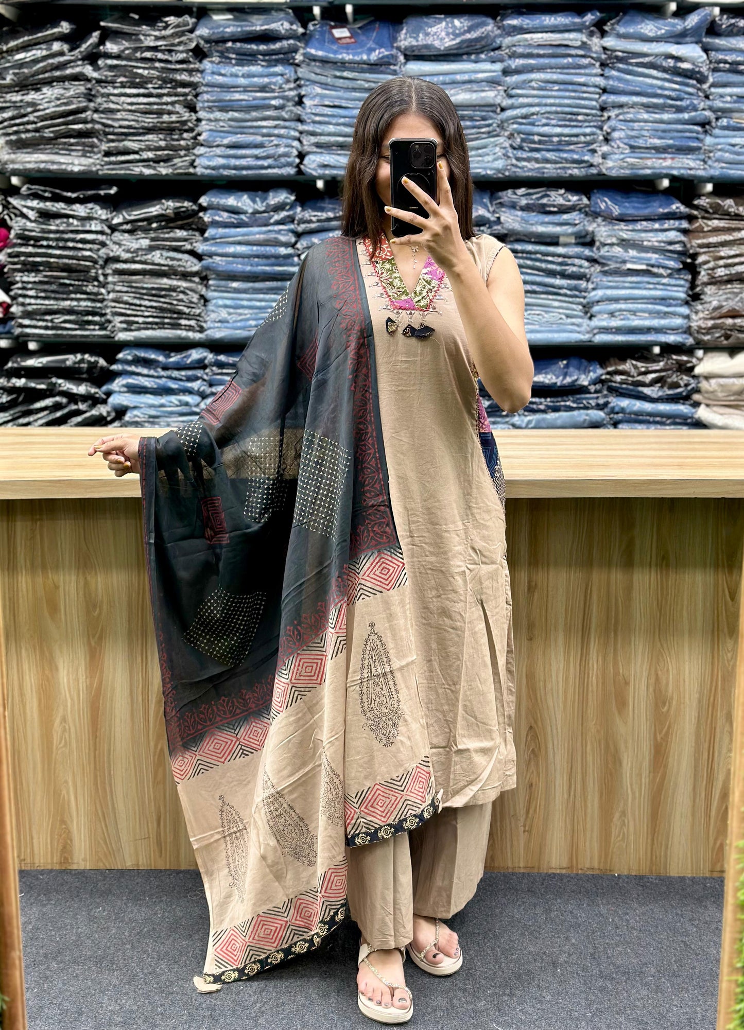 SALWAR KAMEEZ - SG03