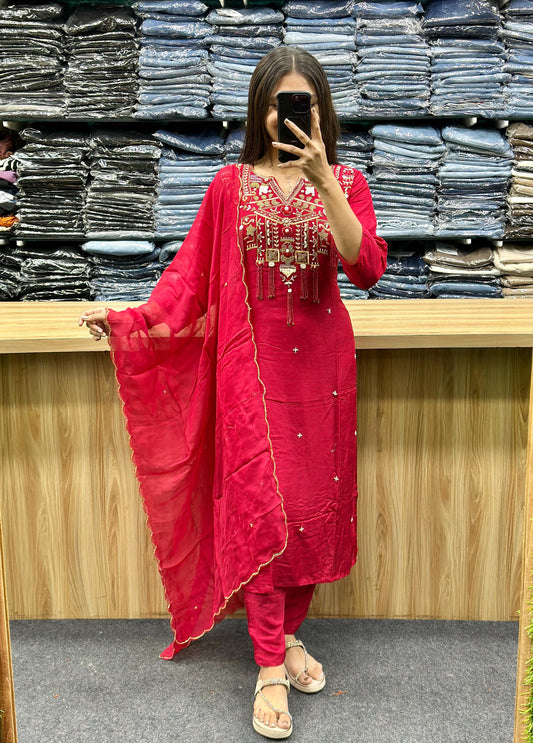 KURTA-DUPATTA SET