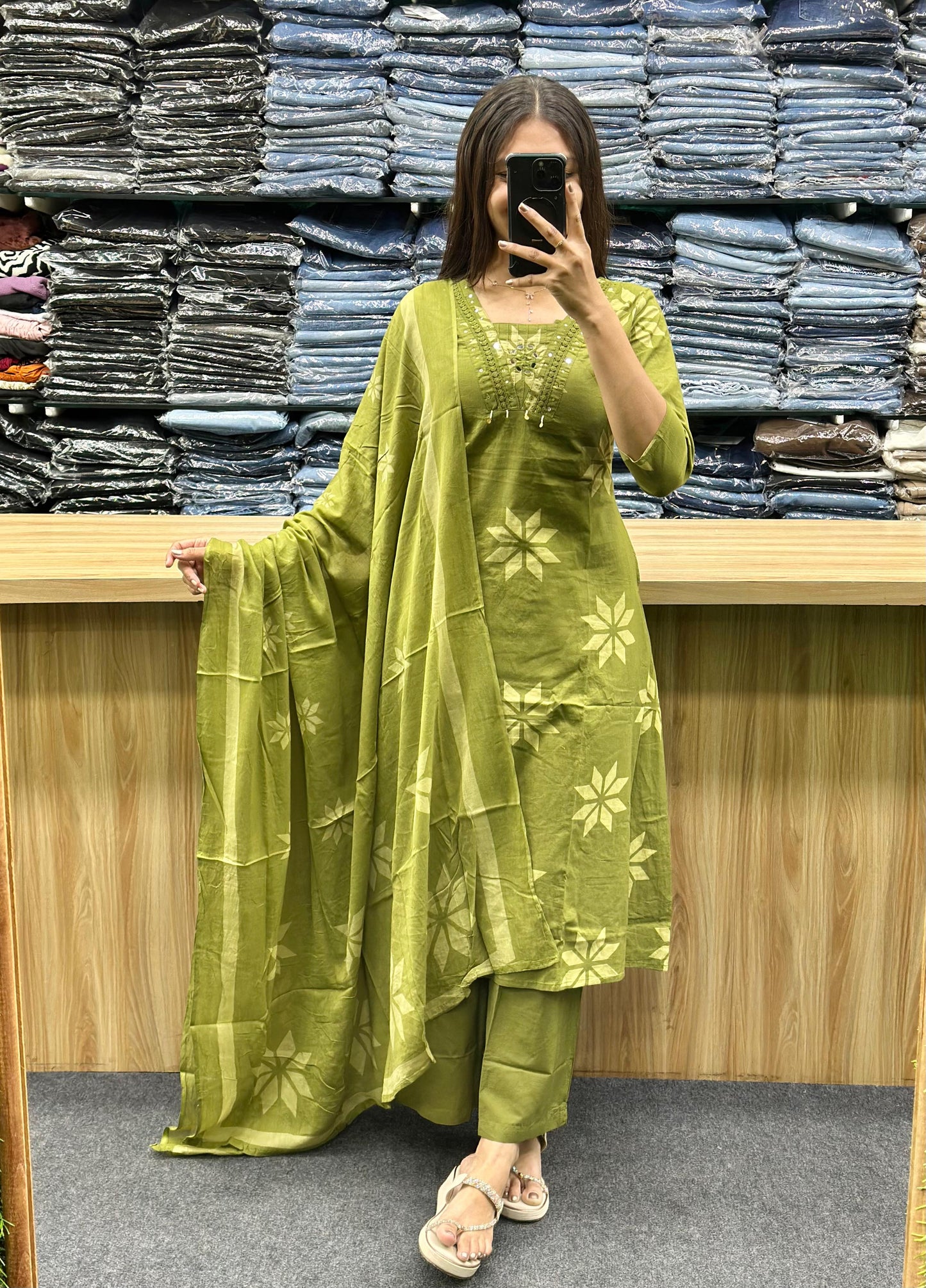 KURTA DUPATTA SET - HT226