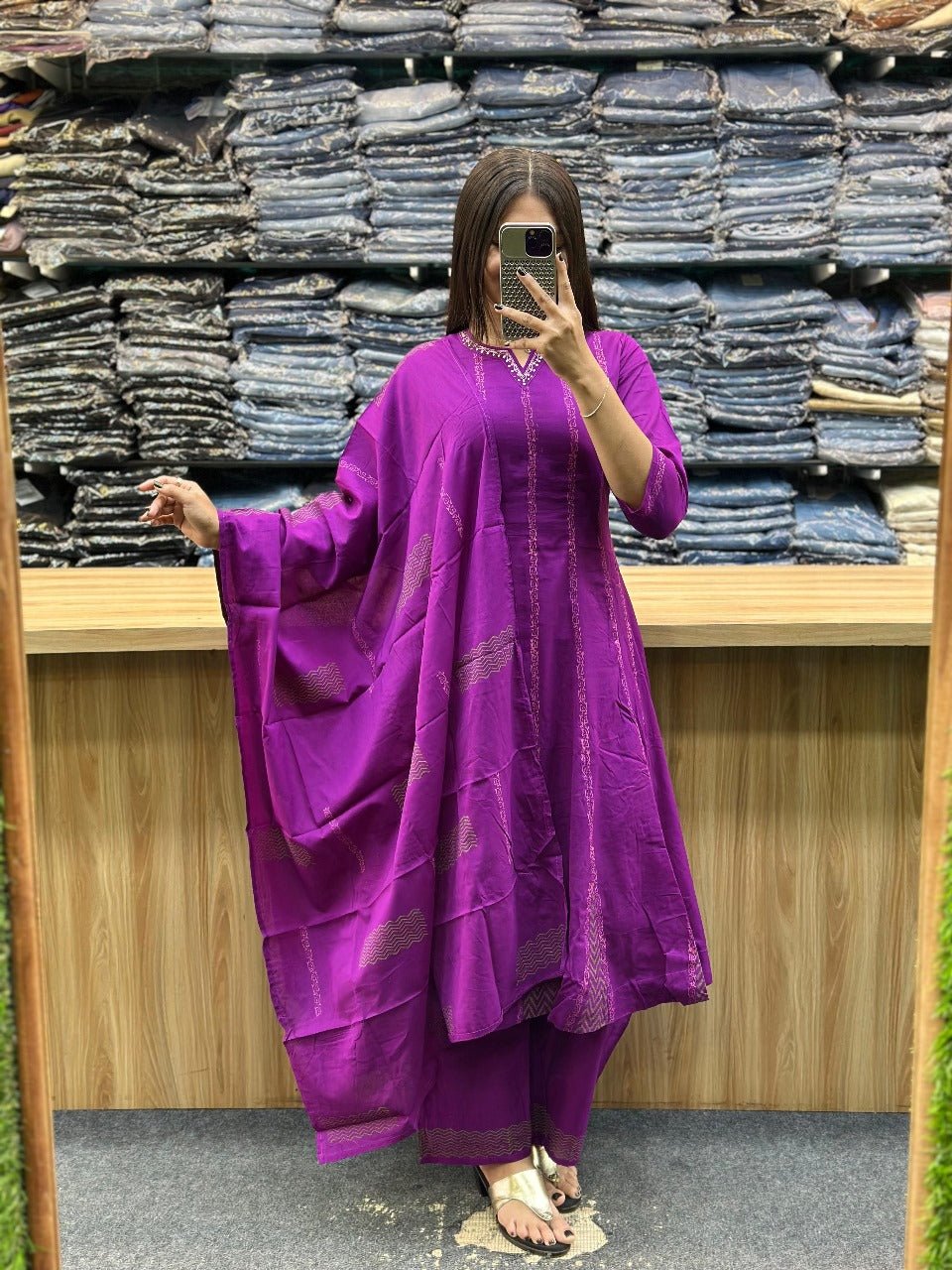 KURTA DUPATTA SET - JC3587