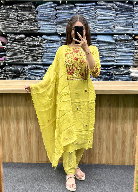 KURTA DUPATTA PAIR - SQ270