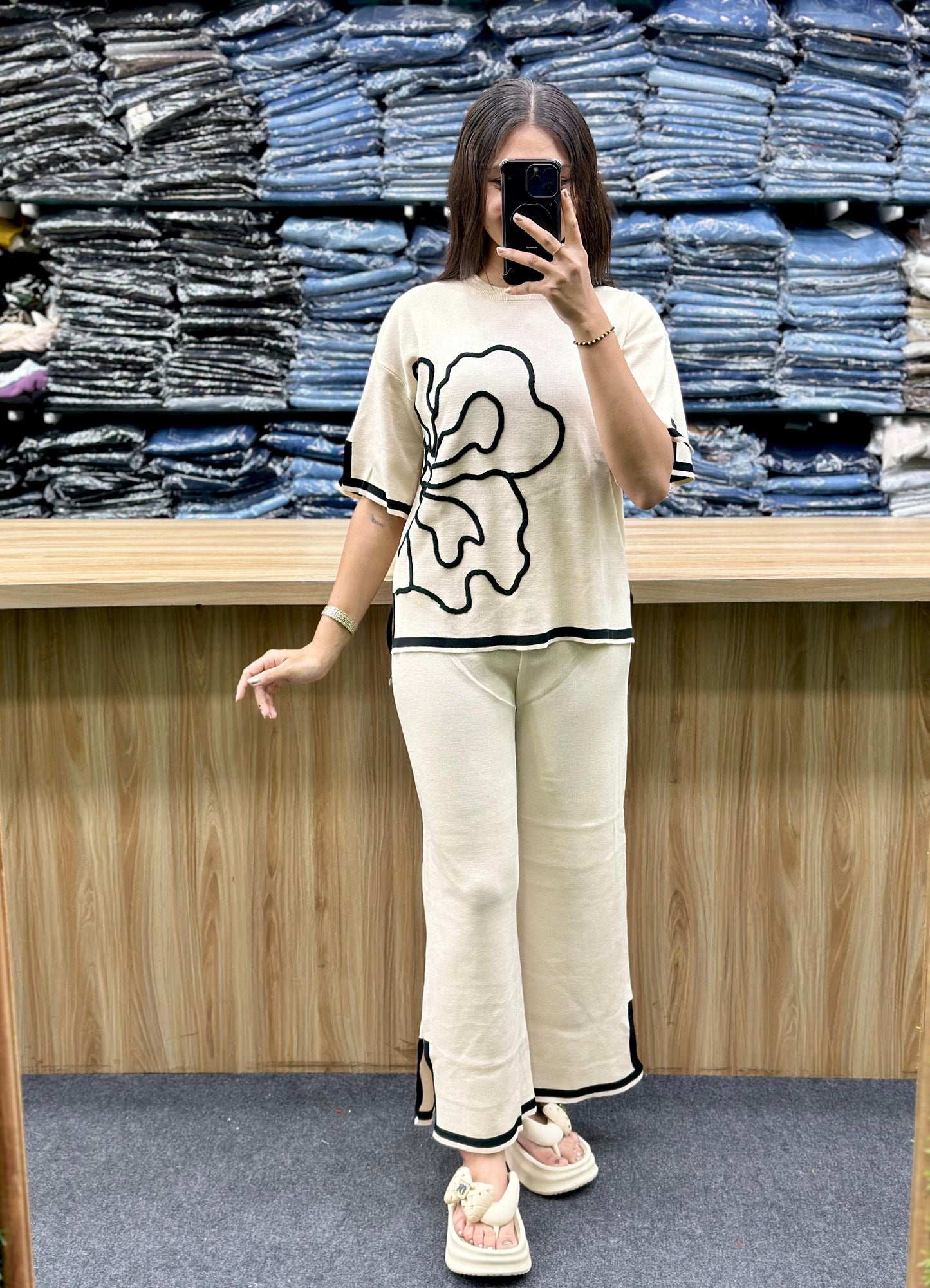 NEW WOLLON-PAIR