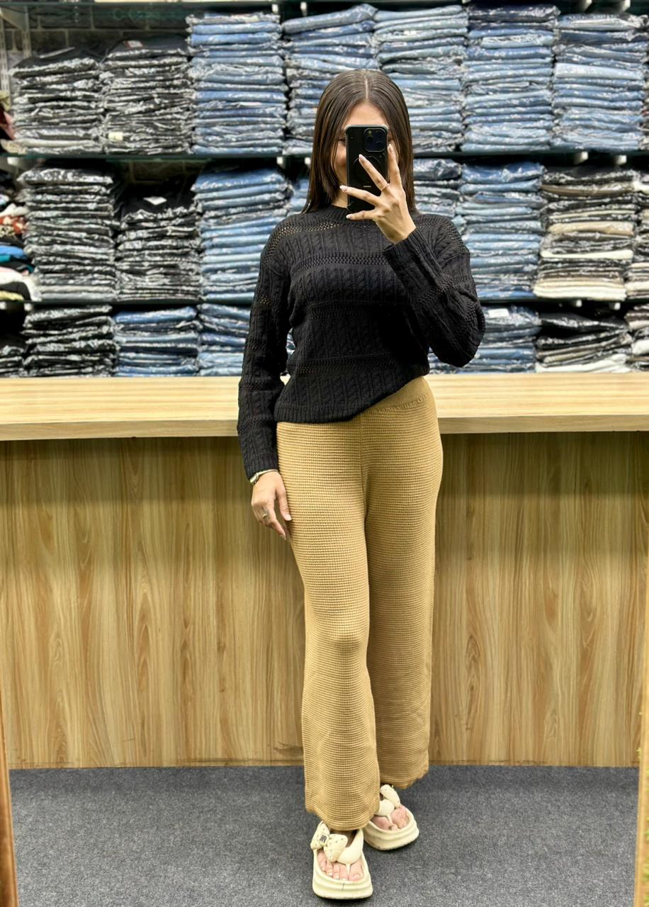 KNITTED TSHIRT-WOLLEN PLAZO
