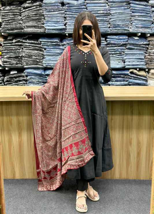 IMPORTED KURTA-DUPATTA PAIR - AB1103B