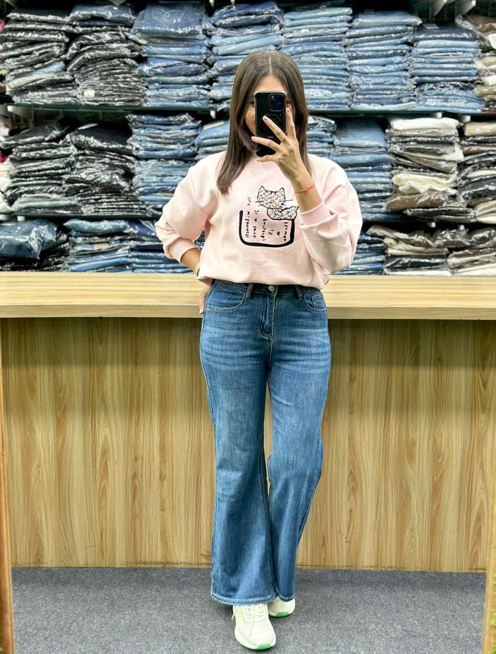 SWEATSHIRT-IMPORTED JEANS PAIR