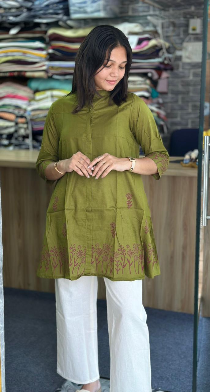 TUNIC-AG08