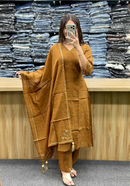 DUPATTA PAIR-AV01