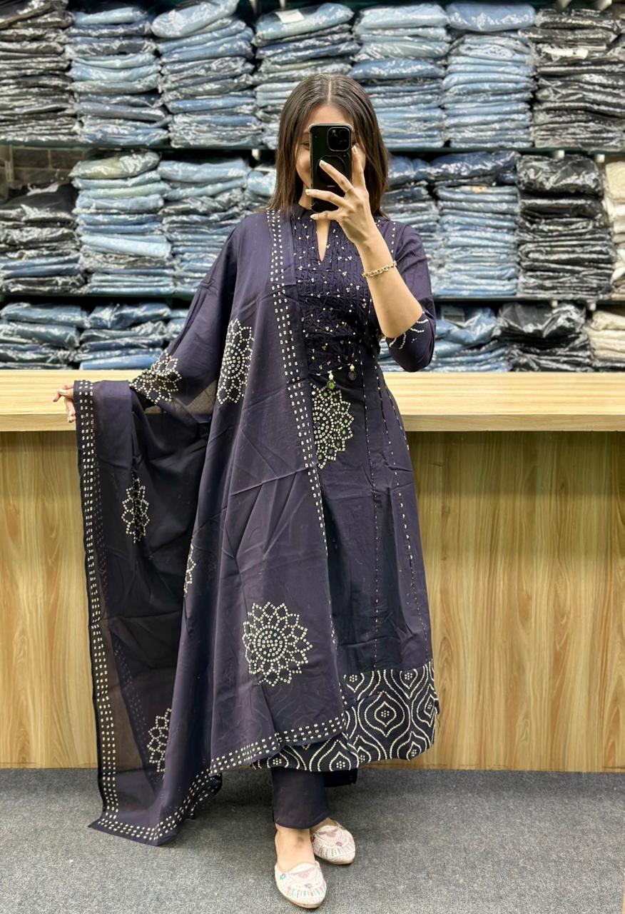 Embroidery full pair