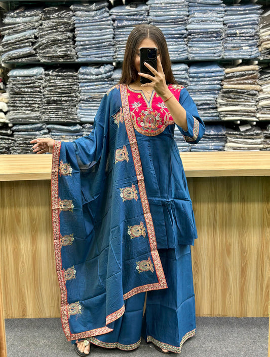 SHORT TOP AND PLAZA DUPATTA PAIR-HK186