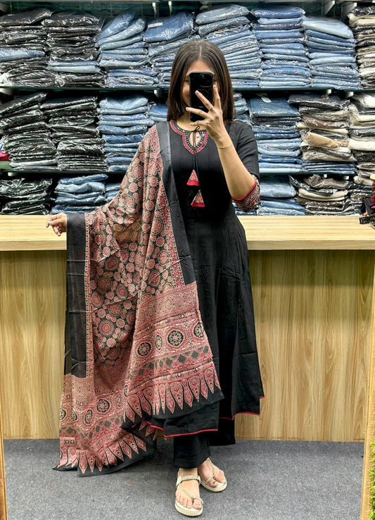 ANARKALI KURTI PAIR-HT307