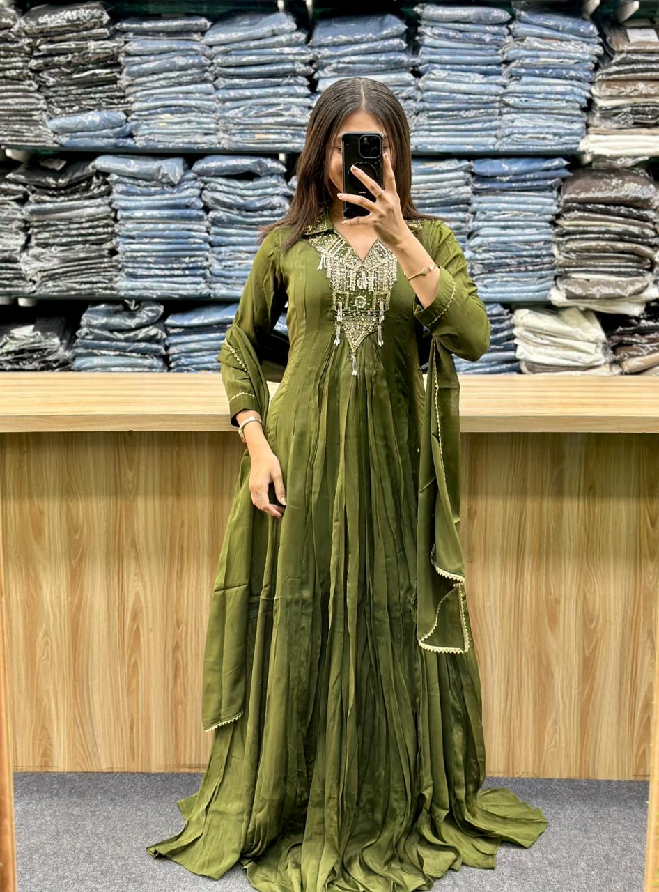 GOWN-PR2424
