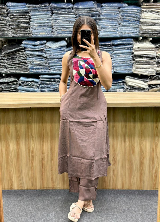 SLEEVELESS KURTI PLAZA-RV3542
