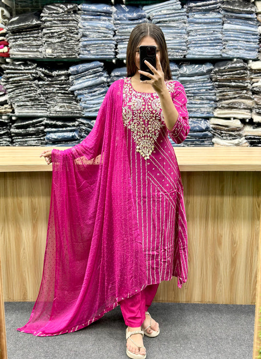 KURTI PENT DUPATTA PAIR-SQ2266