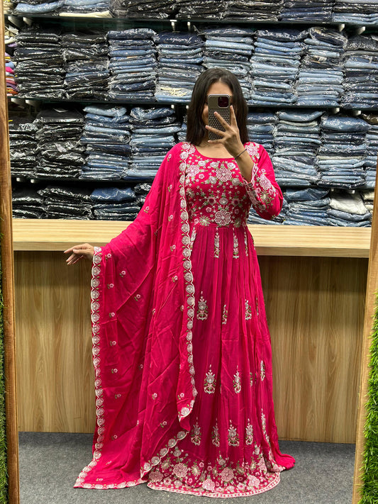 ETHNIC GOWN-UM811